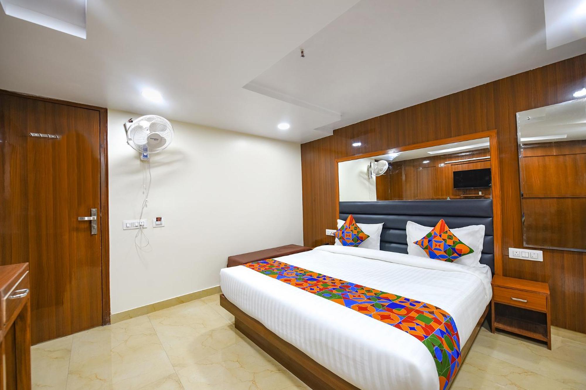 Fabhotel Mona International Nueva Delhi Exterior foto